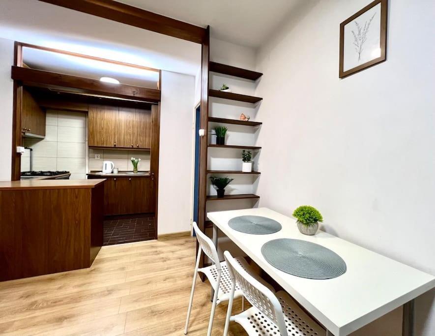 K22 Al. Niepodleglosci -Wierzbno Warsaw Ngoại thất bức ảnh