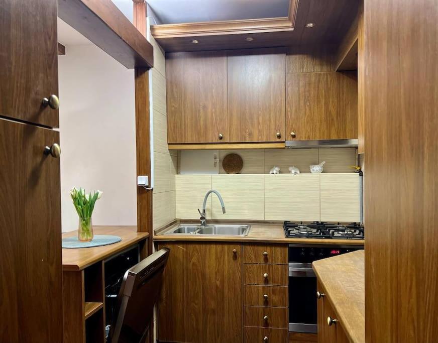 K22 Al. Niepodleglosci -Wierzbno Warsaw Ngoại thất bức ảnh